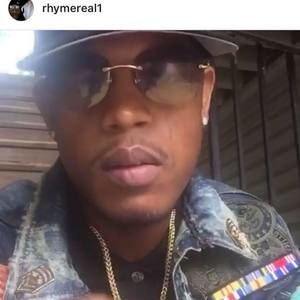 Meet your Posher, Larry